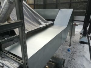 Монтаж стальных оболочек для воздуховодов