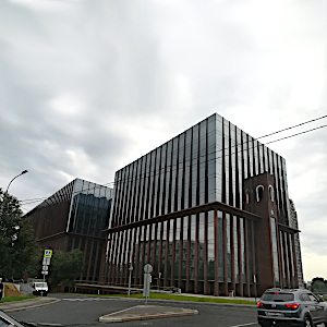 Монтаж окожушки воздуховодов на кровле БЦ TALLER