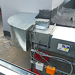 Окожушивание воздуховодов на кровле